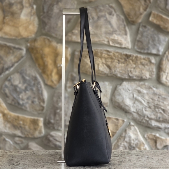 Michael Kors Coraline Large Black Shoulder Bag - Picture 2 of 7